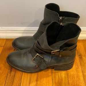 Women’s combat boots